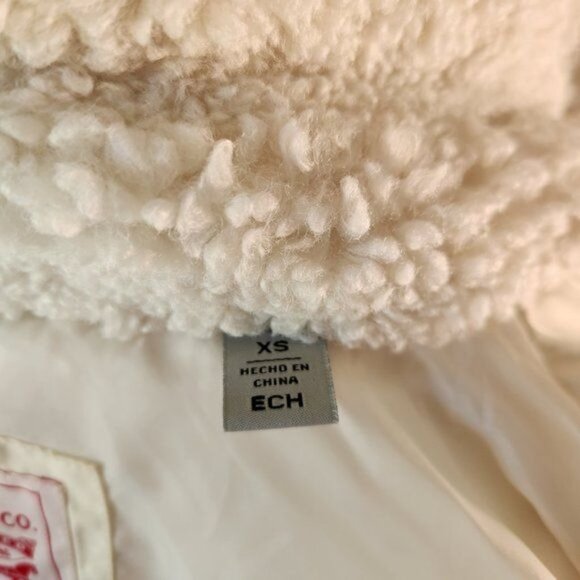 Women's Levi's Hana Sherpa Zip Front Jacket XS Ivory 'Almond Milk' Soft Comfy! - Picture 3 of 10